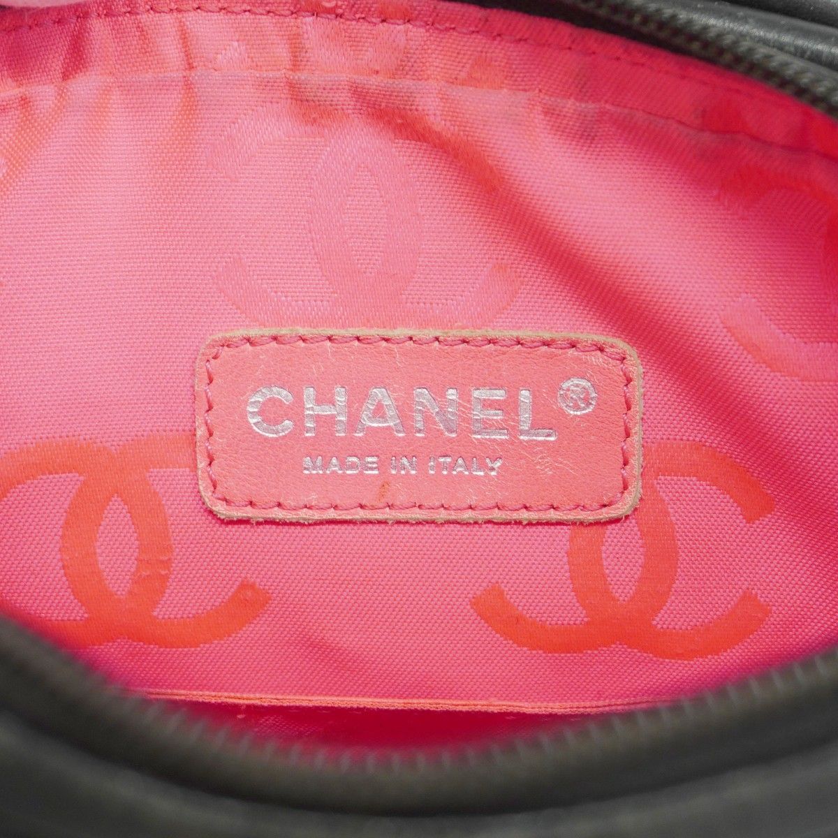 Chanel Shoulder Bag Cambon Lambskin Black Silver — view 5