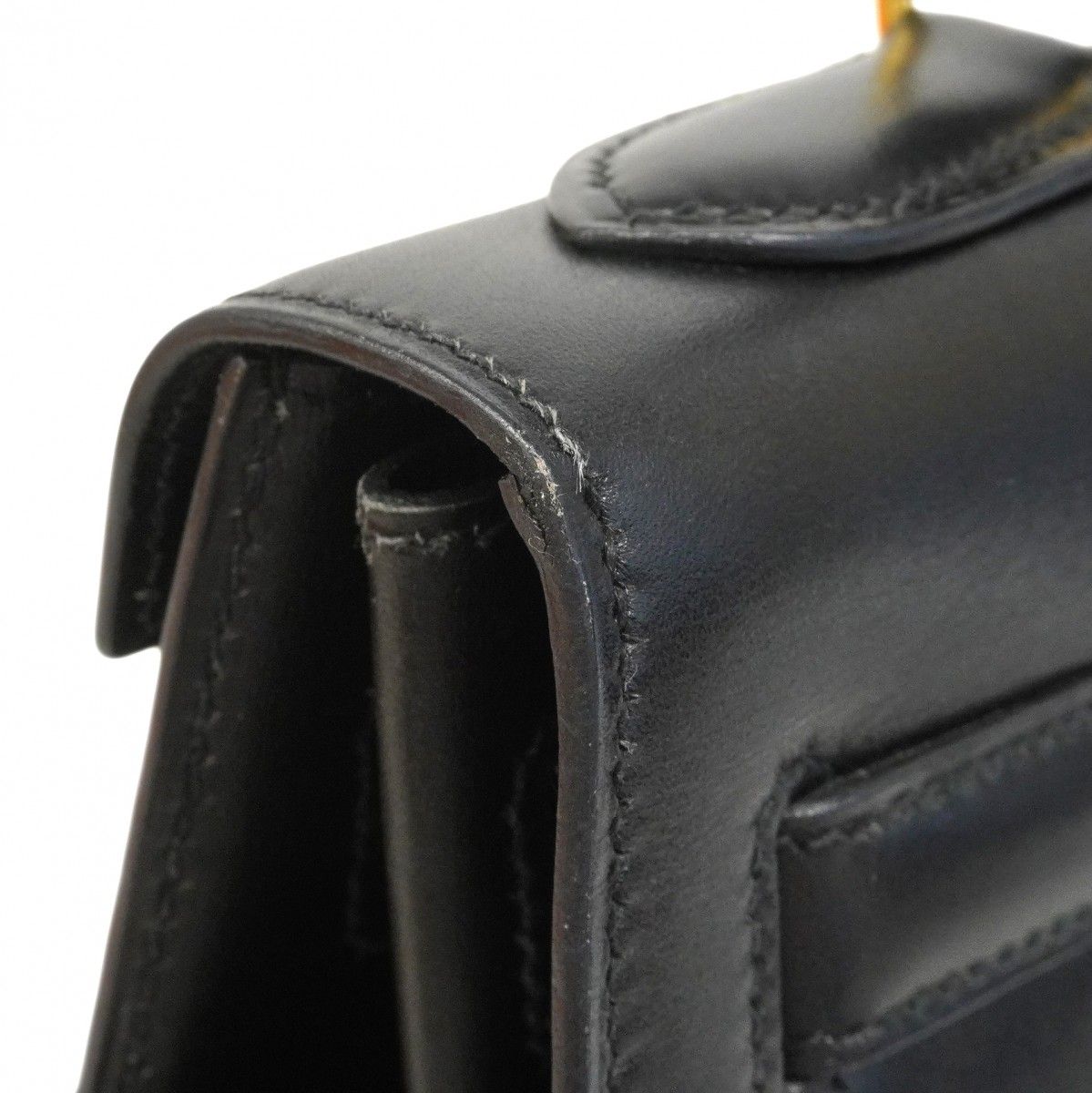 Hermes Handbag Kelly 32 Box Calf Black Gold — view 7