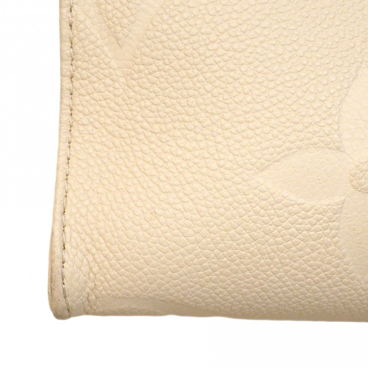 Louis Vuitton Handbag Monogram Empreinte On The Go PM Cream — view 9