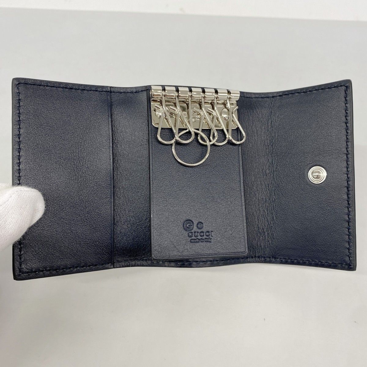 Gucci Key Case Micro Guccissima Leather Navy Silver Key Holder — view 3