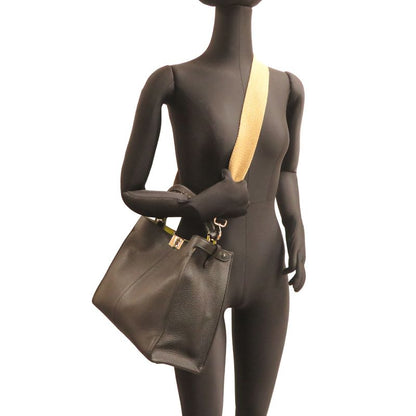 Fendi Handbag Black — view 8