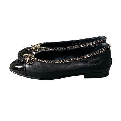 Chanel Ribbon Chain Ballerina Pumps Gold 36.5 Black Lambskin Flat — view 3