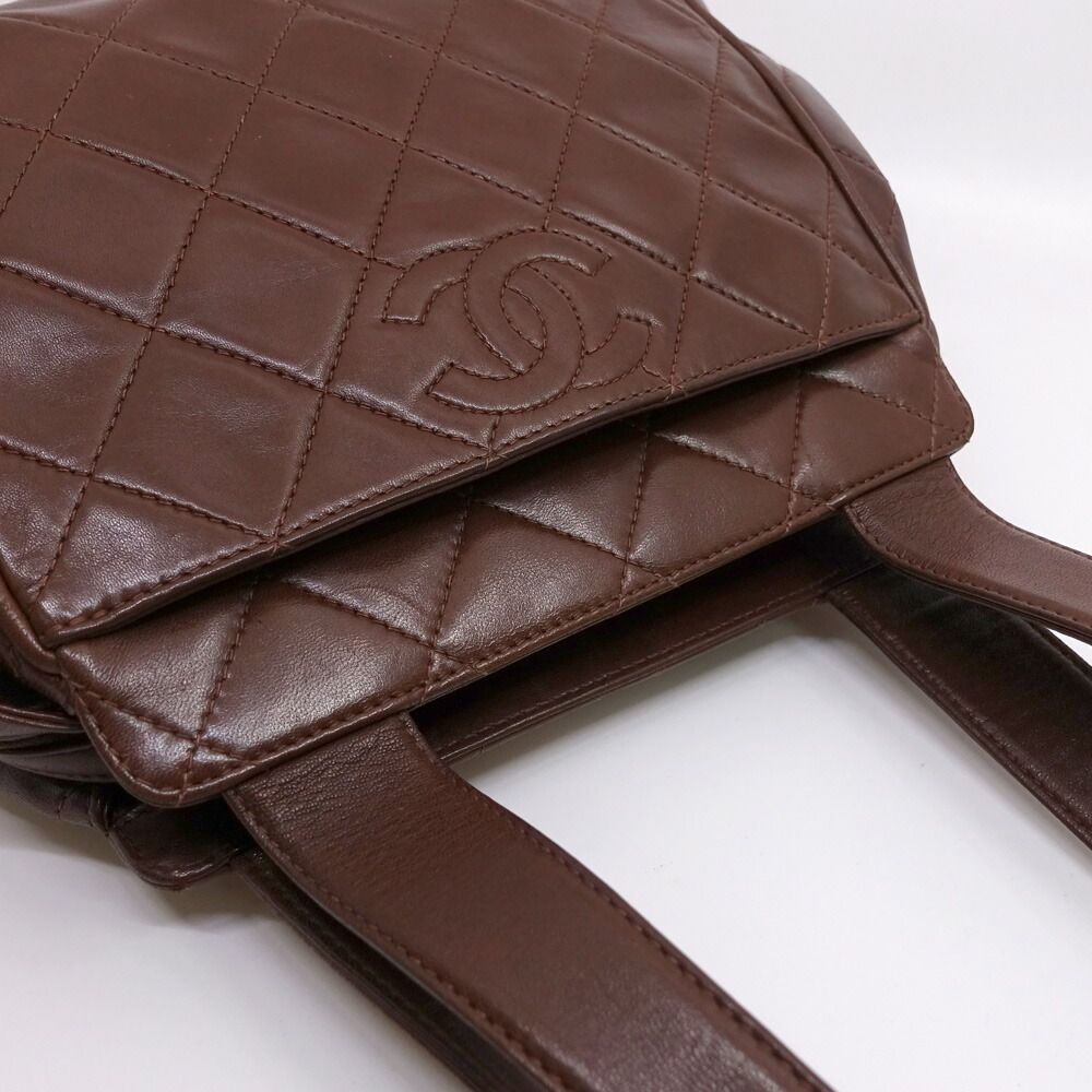 Chanel Quilted Handbag CC Logo Lambskin Brown Gold — view 3