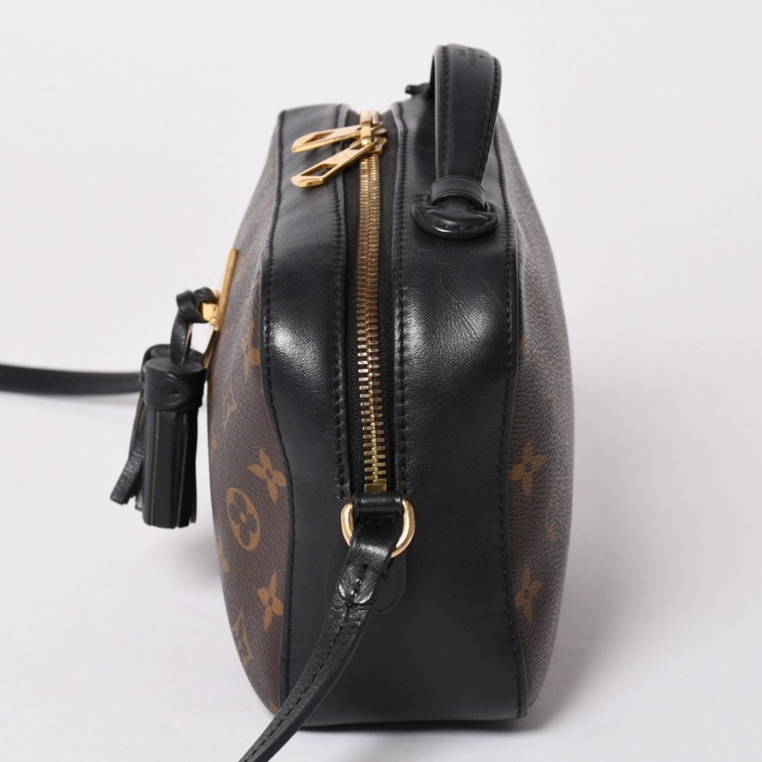 Louis Vuitton Saintonge Shoulder Bag Monogram Canvas Noir Calfskin Double — view 4