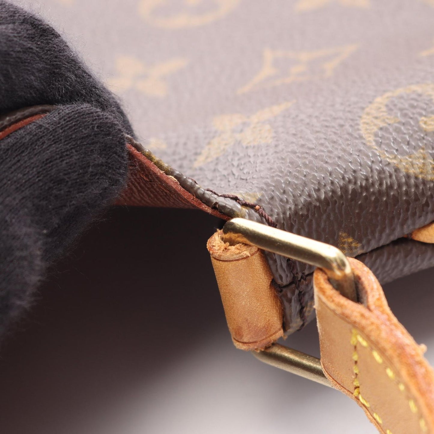 Louis Vuitton Shoulder Bag Musette Tango Short Strap Canvas Leather — view 6