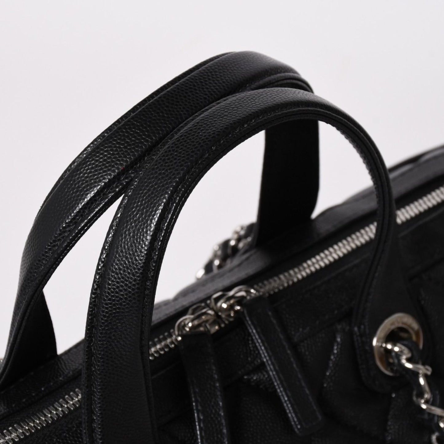 Chanel Chain Bag Base CC Logo Caviar Leather Black Silver — view 7