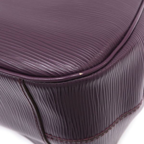 Louis Vuitton Epi Passy PM Clutch — view 6
