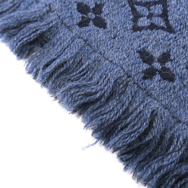 Louis Vuitton Scarf Monogram Classic — view 4