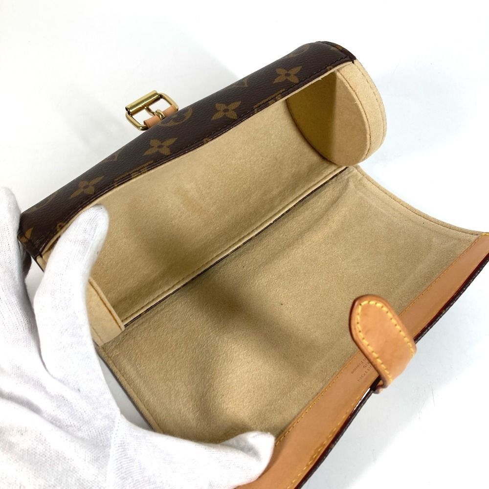 Louis Vuitton Pouch Etui 3 Montre Monogram Canvas Brown — view 7