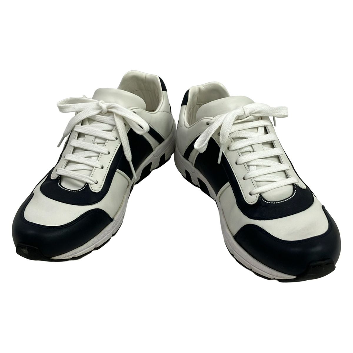 Gucci Sneakers 5.5 White Black Interlocking Leather — view 2