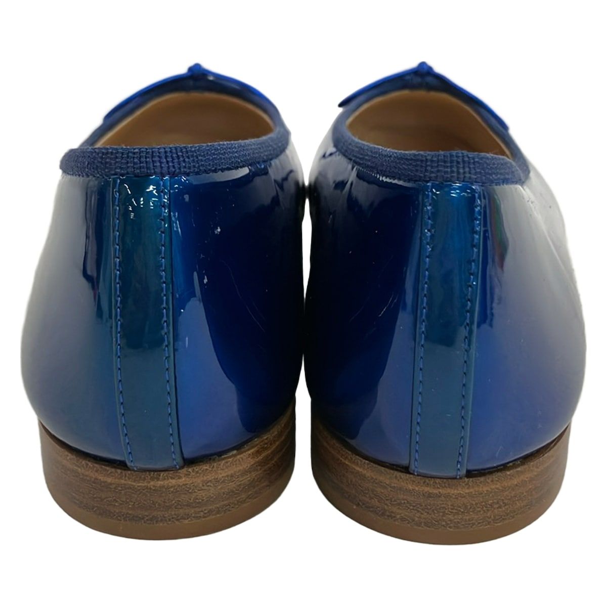 Chanel Flat Shoes 37 C Blue CC Logo Leather — view 3