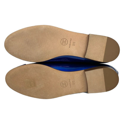 Chanel Flat Shoes 37 C Blue CC Logo Leather — view 4