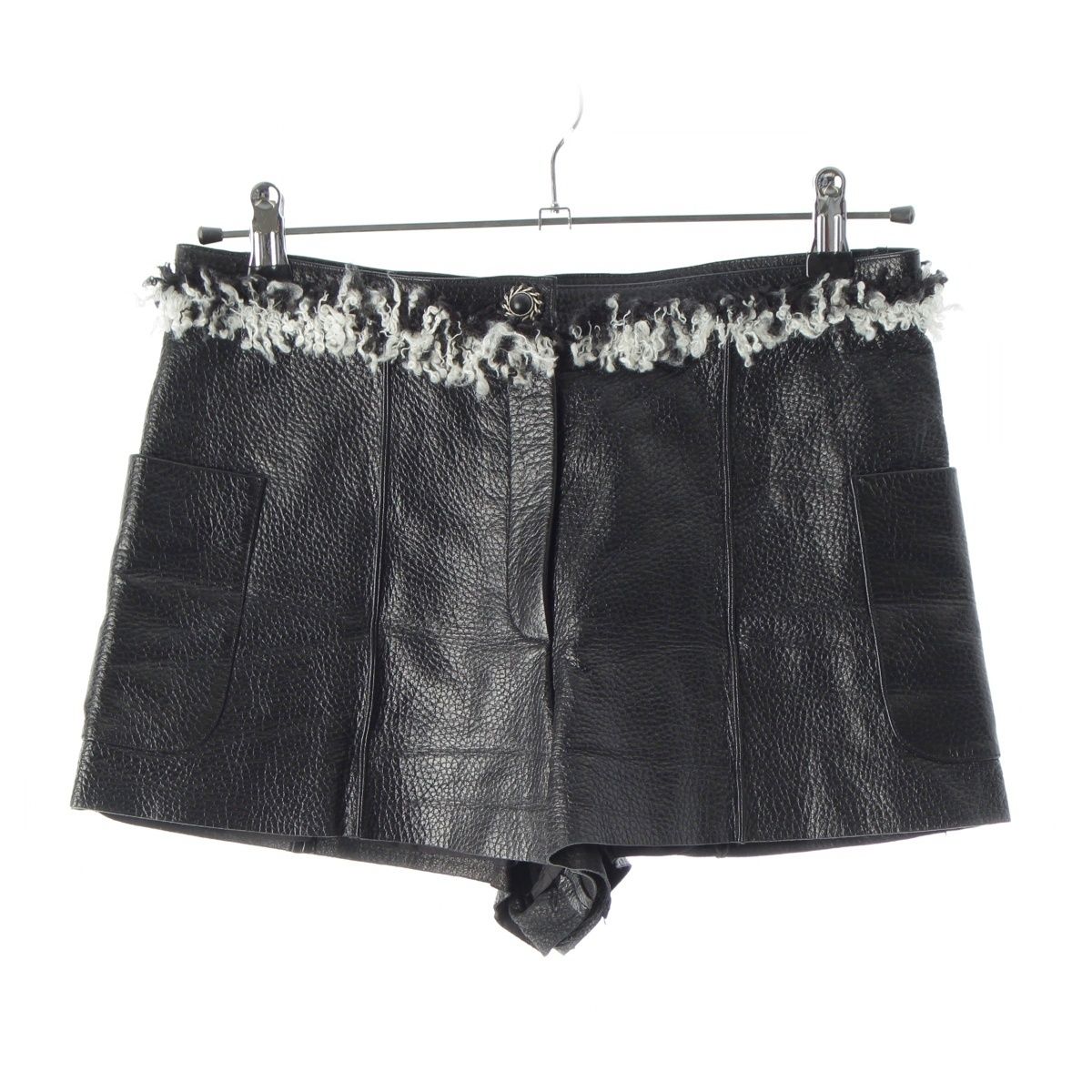 Chanel Tweed Leather Chain Button Shorts Black 36
