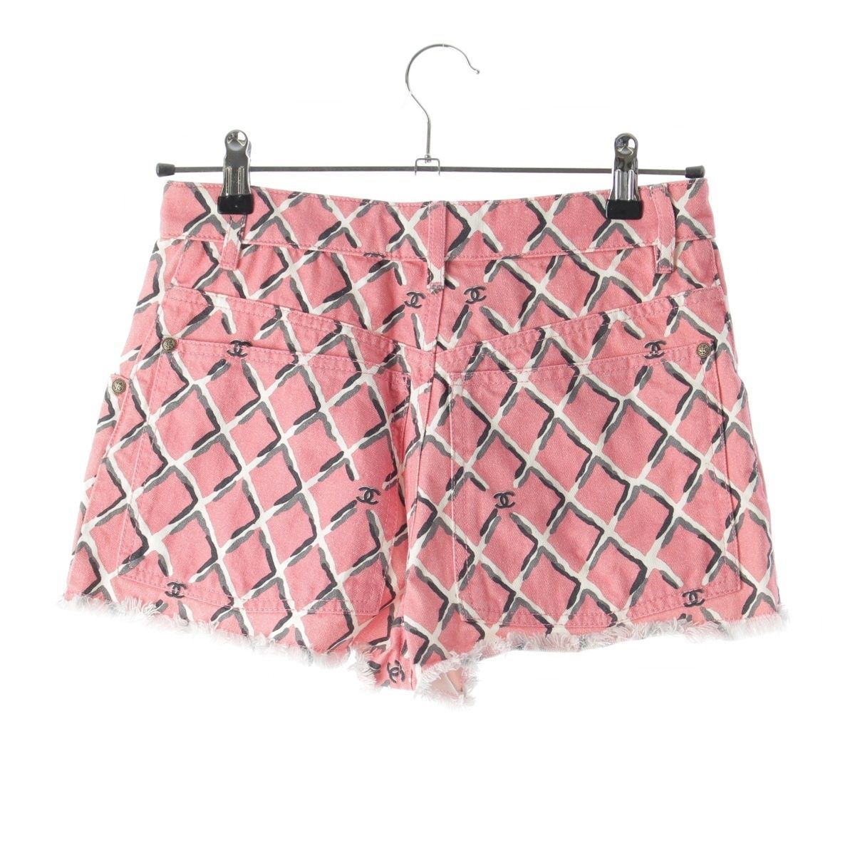 Chanel Cotton CC Logo Quilted Denim Shorts Pink 34 — view 2