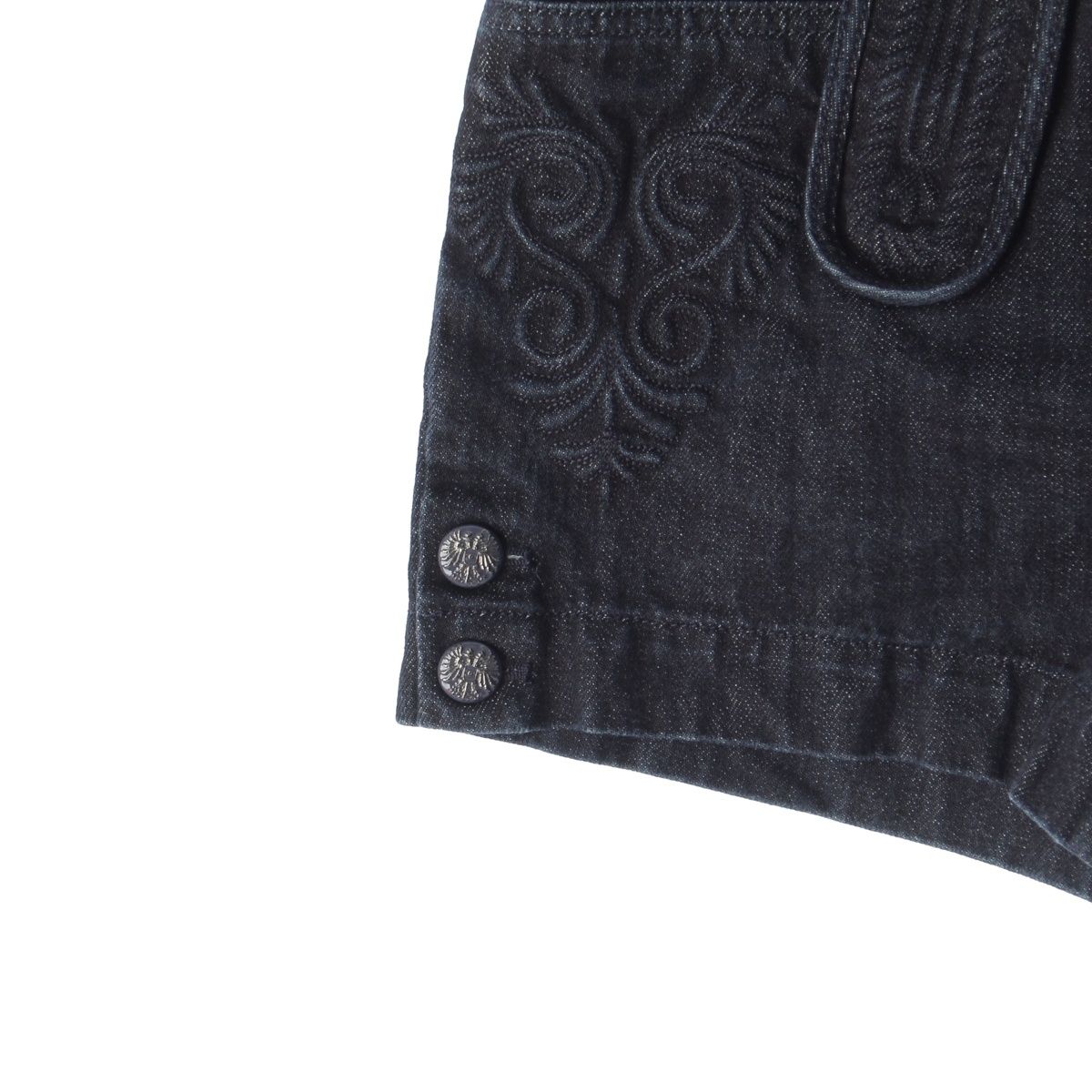 Chanel Cotton CC Logo Flower Embossed Shorts Denim Pants Blue 34 — view 4