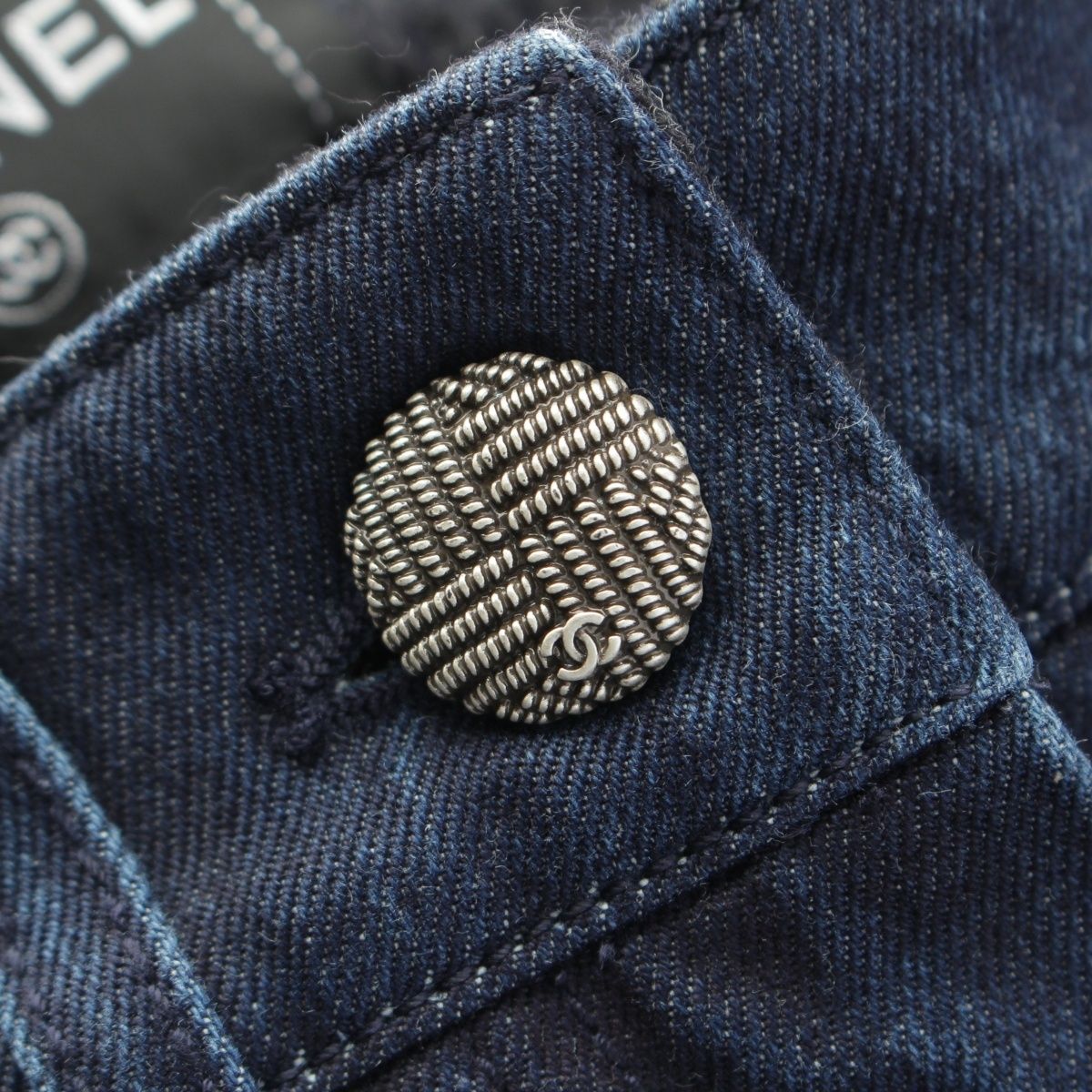 Chanel Cotton Tweed CC Logo Shorts Pants Blue — view 6