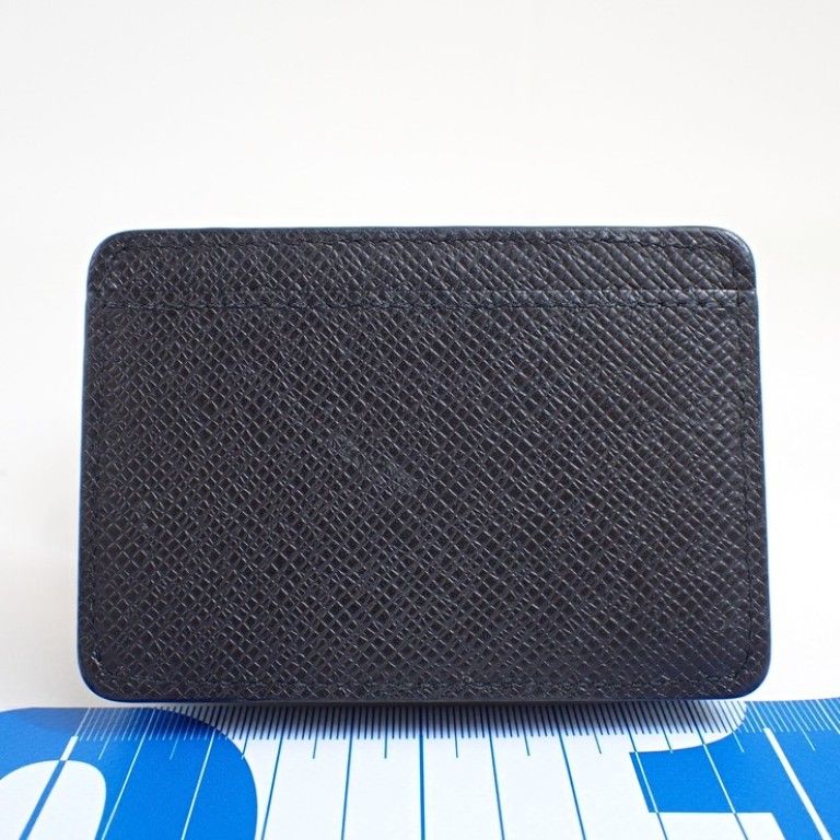 Louis Vuitton Coin Purse Ardoise Taiga — view 2