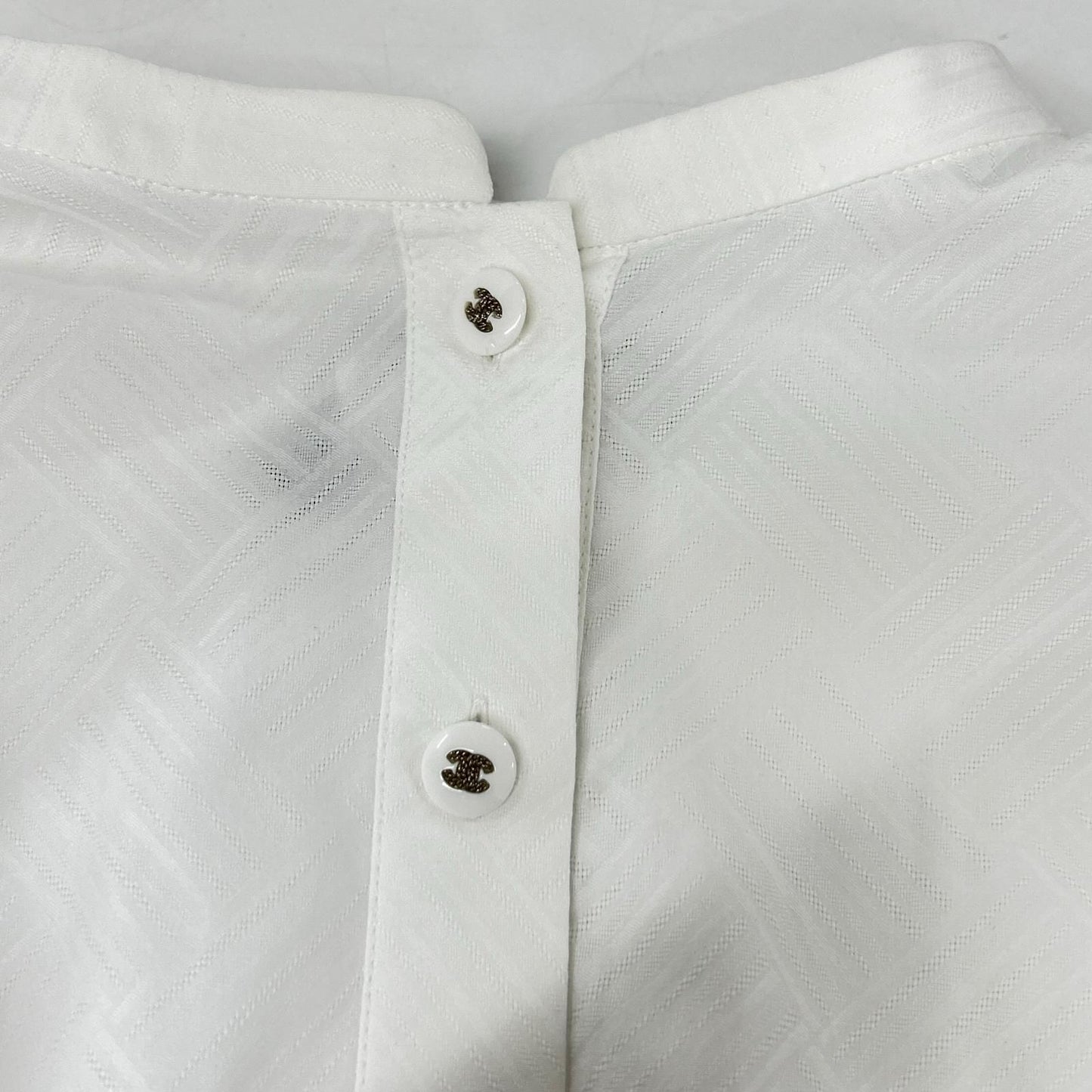 Chanel Chain CC Logo Button Ruffle Half Sleeve Blouse 36 — view 4