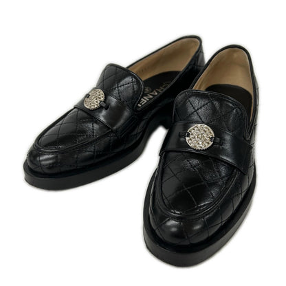 Chanel CC Logo Quilted Loafers