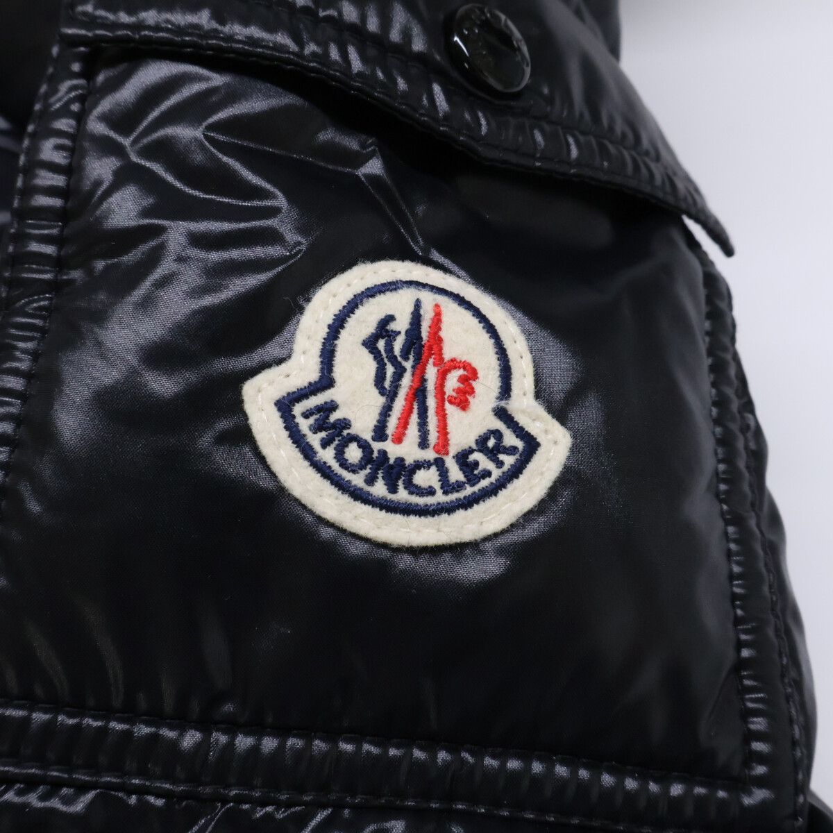Moncler Badyfur Down Jacket — view 7