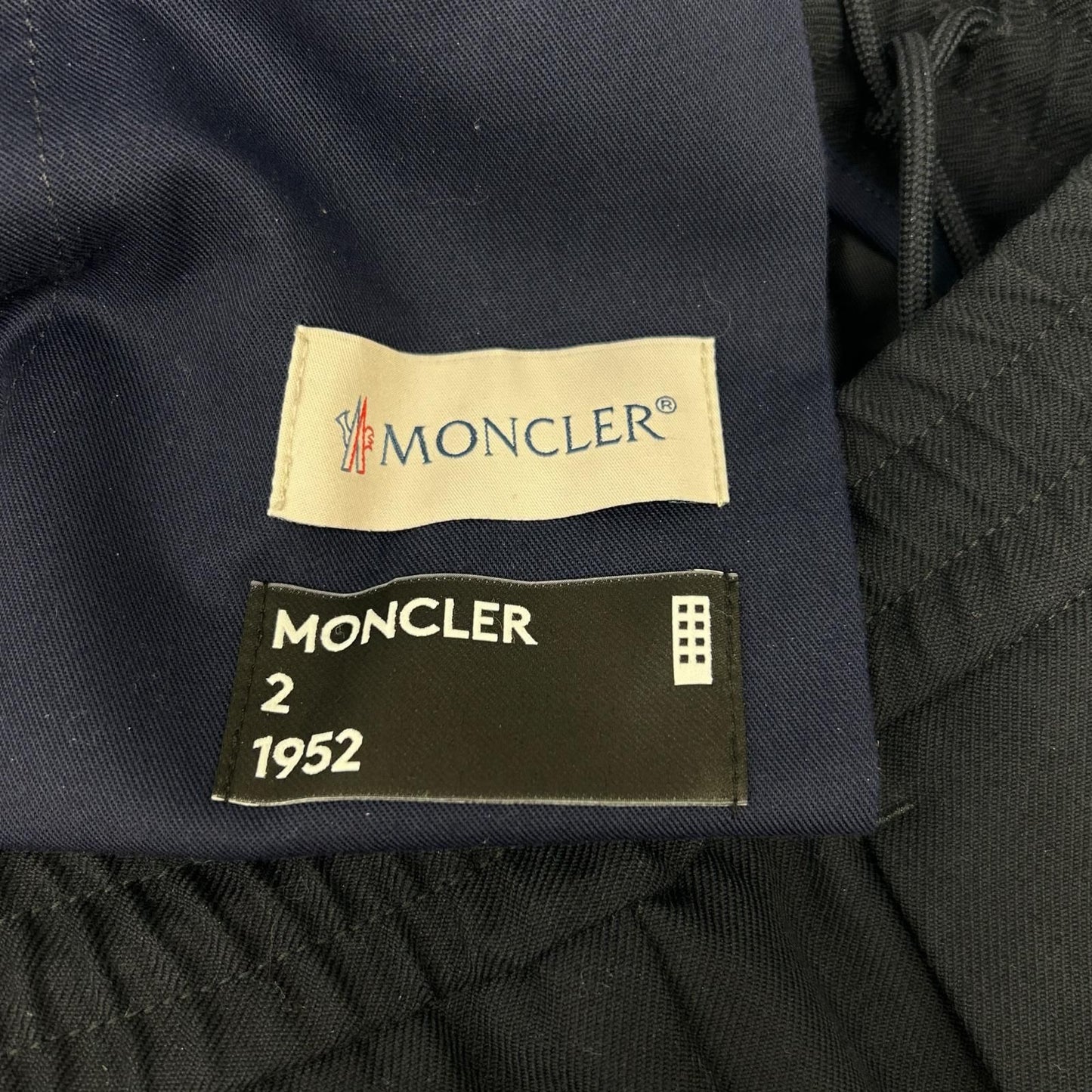 Moncler Mont Cles le 19 Navy le Pantalone Sportivo Lup Trousers Pants 48 — view 3