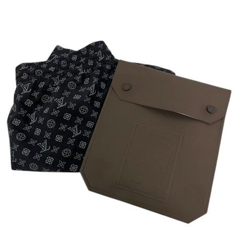 Louis Vuitton Monogram Shorts Nylon Logo All Over Pattern M Black — view 9