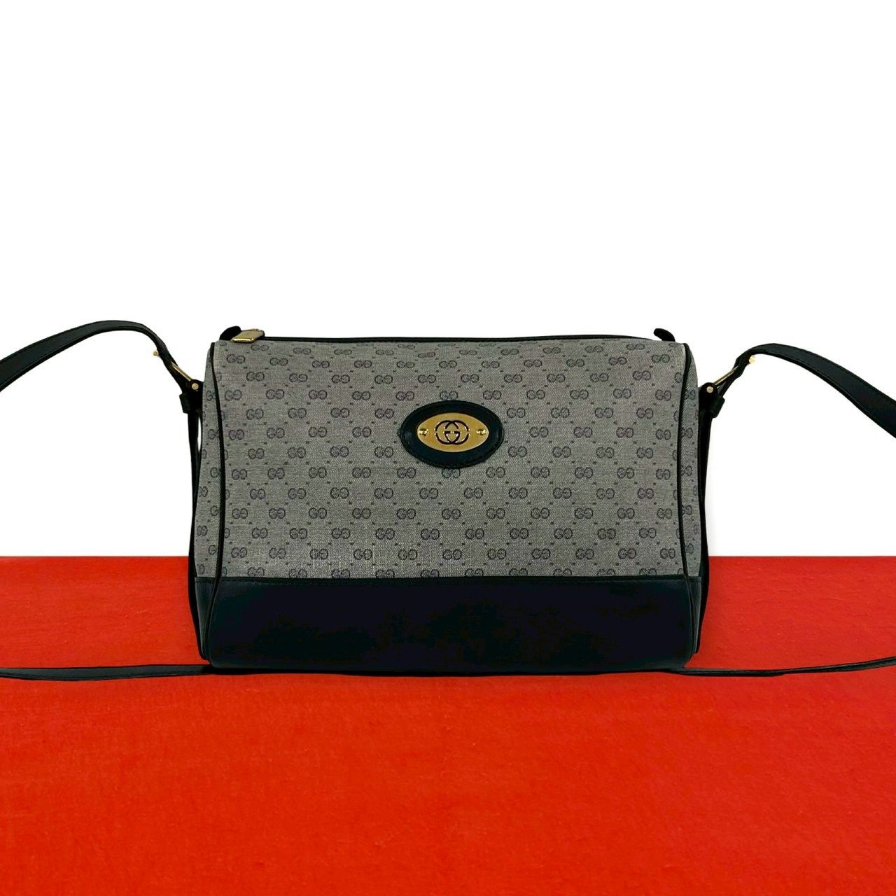 Gucci Vintage Micro GG Logo Leather Shoulder Bag Pochette Navy