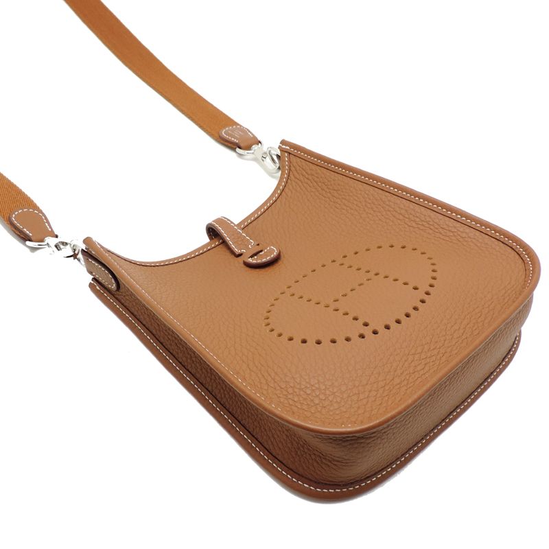 Hermes Shoulder Bag Gold — view 3
