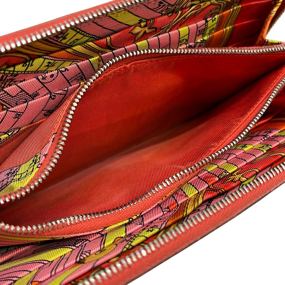 Hermes Wallet Azap Long Silk in Rose Gyople Zip Around — view 4