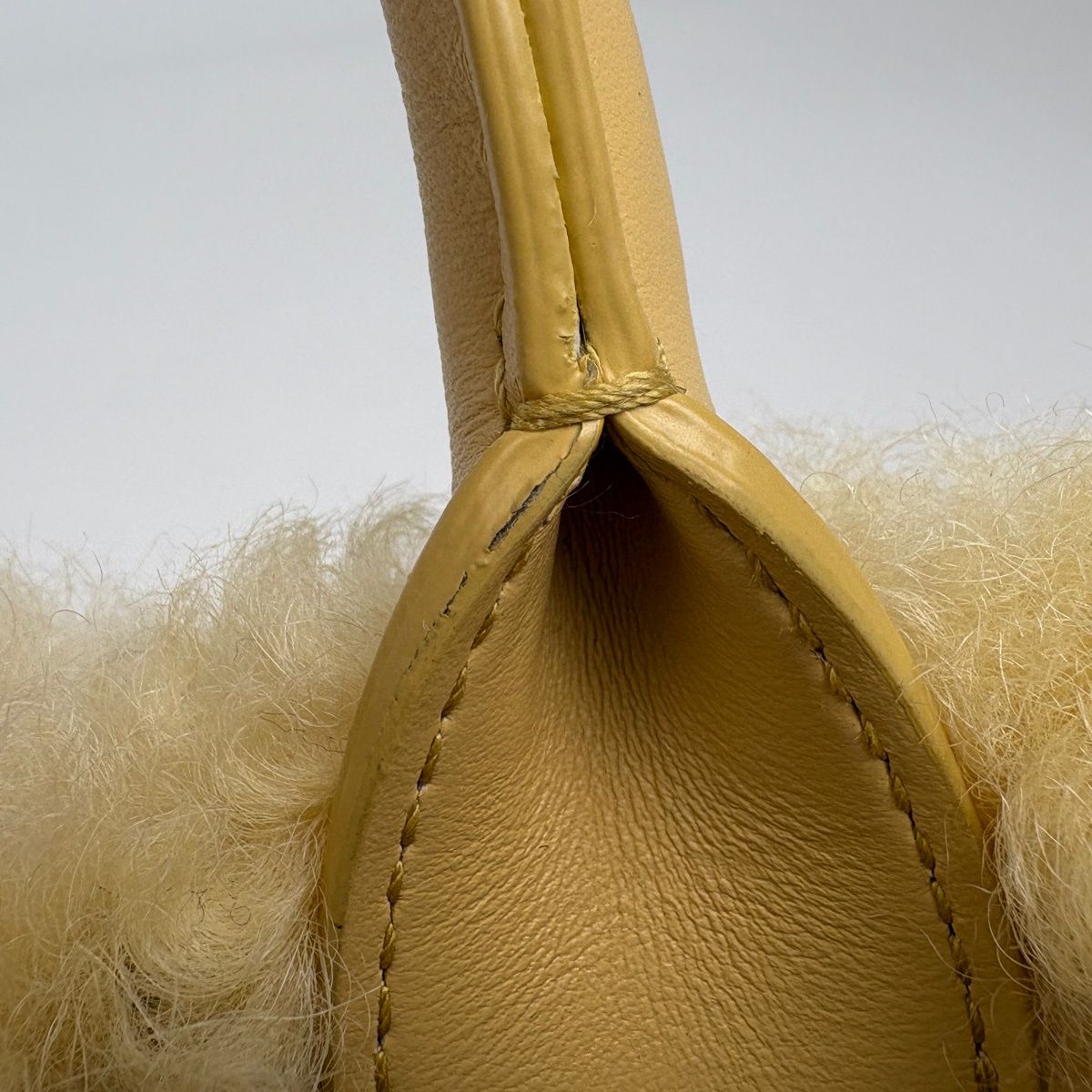Bottega Veneta Small Arco Tote Intrecciato Shearling Yellow — view 7