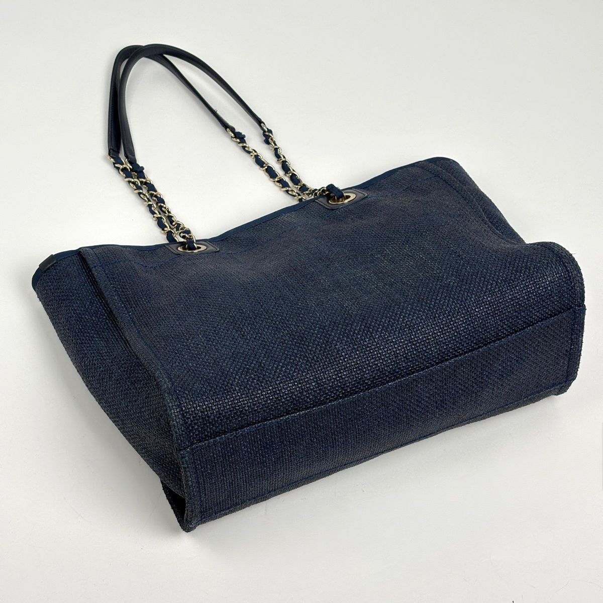 Chanel Deauville Line Chain Tote CC Logo 2-Way Straw Navy — view 2