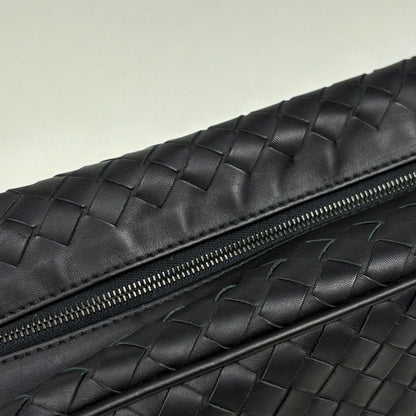 Bottega Veneta Intrecciato Second Bag Handbag Leather Black — view 4