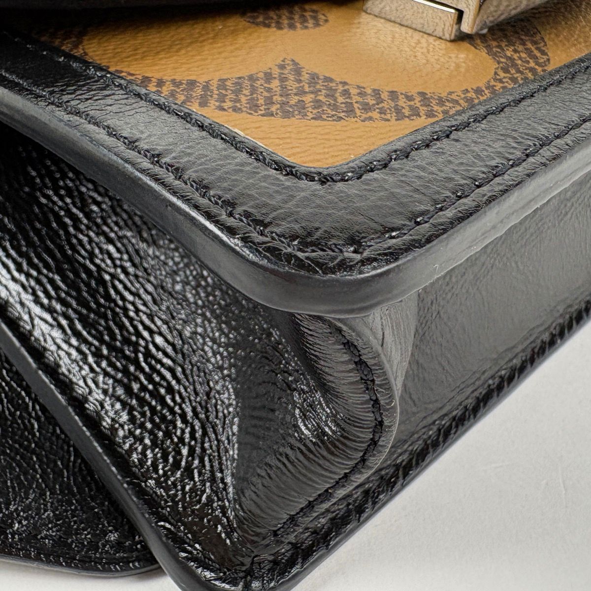 Louis Vuitton Waist Bag Monogram Reverse Brown Noir — view 3