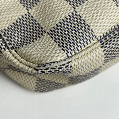 Louis Vuitton Pochette Makeup Cosmetics Pouch Damier Azur White — view 3