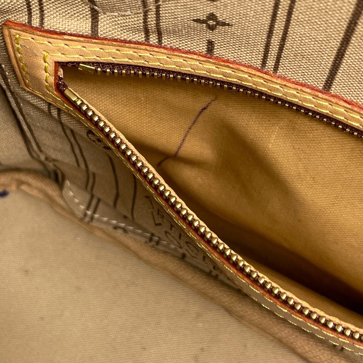 Louis Vuitton Neverfull PM Tote Monogram Brown — view 8