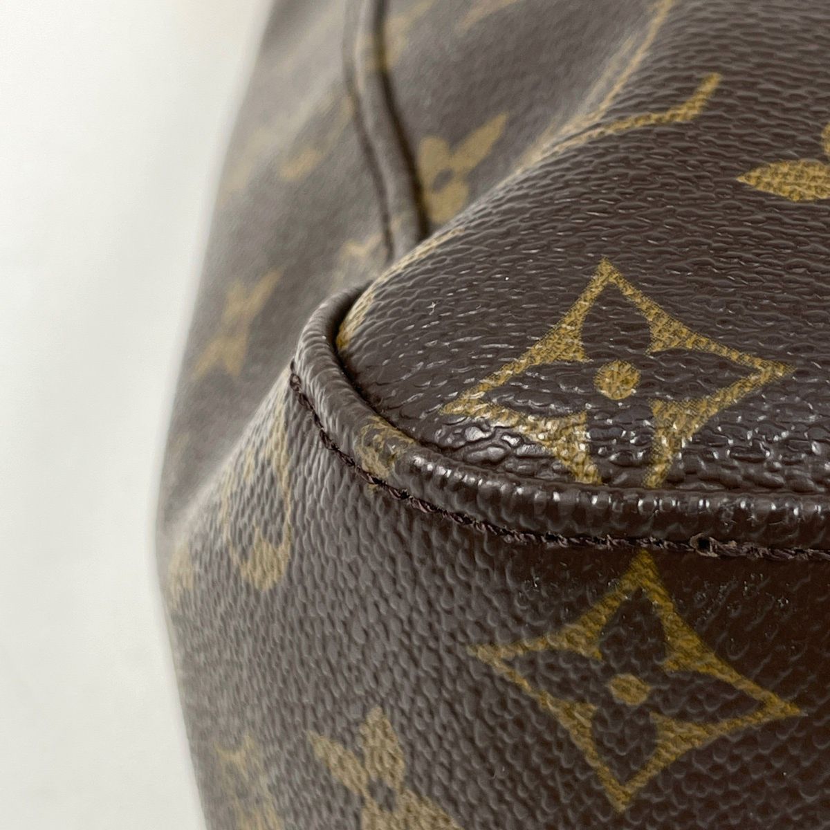 Louis Vuitton Looping GM Shoulder Monogram Brown — view 3