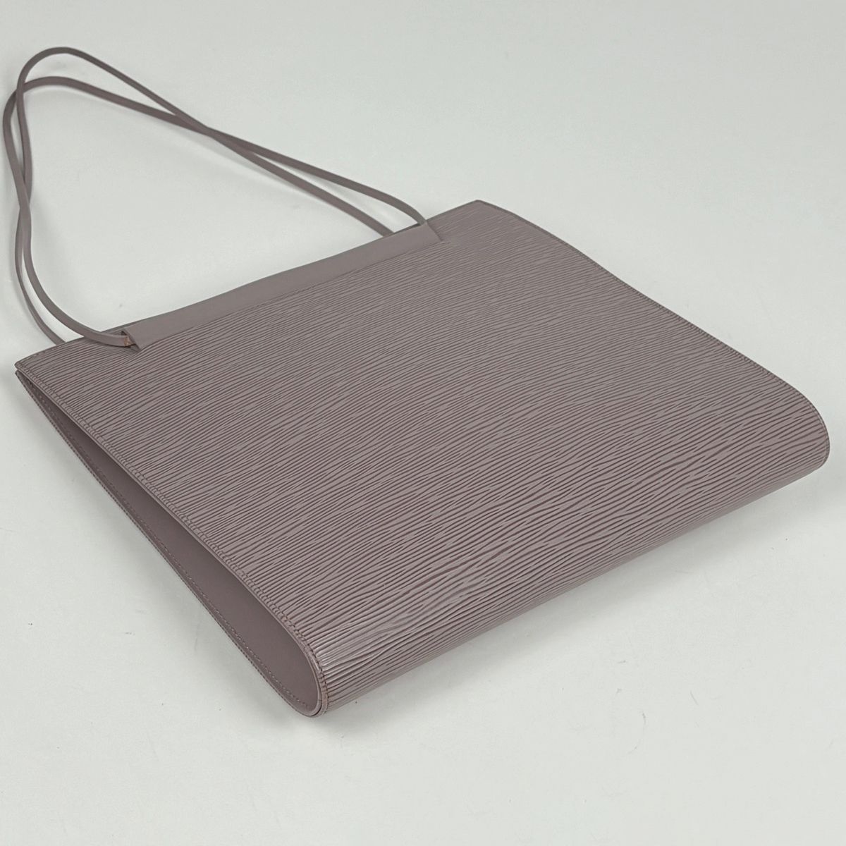 Louis Vuitton Saint Tropez Shoulder Bag Epi Lilac — view 2