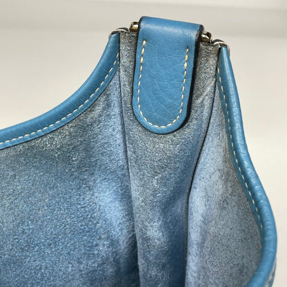 Hermes Evelyne 2 PM Perforated Logo Shoulder Bag Taurillon Clemence Blue Jean — view 8