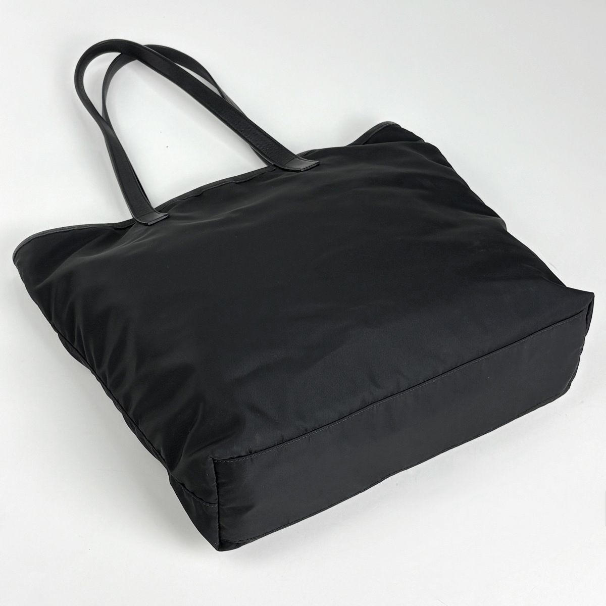 Prada Tote Nylon Nero — view 2