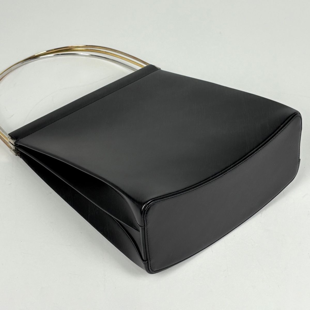 Cartier Trinity Handbag Leather Black — view 2