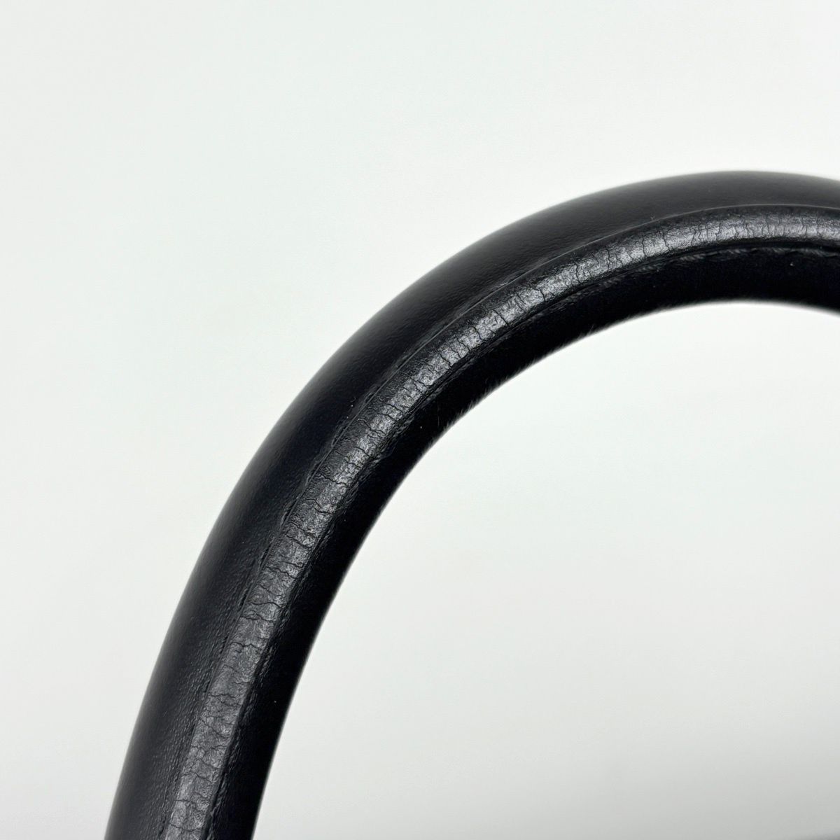 Louis Vuitton Keepall 55 Boston Bag Epi Noir — view 6