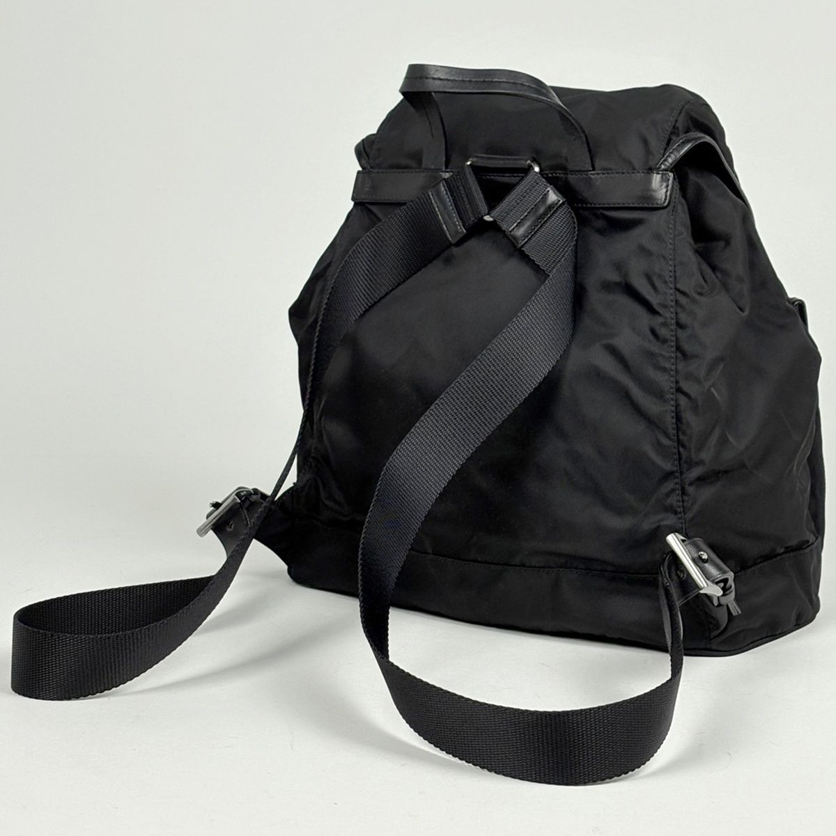 Prada Backpack Nylon Nero — view 2