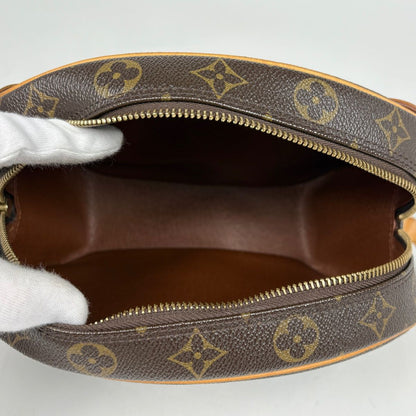 Louis Vuitton Blois Crossbody Shoulder Bag Monogram Brown — view 7