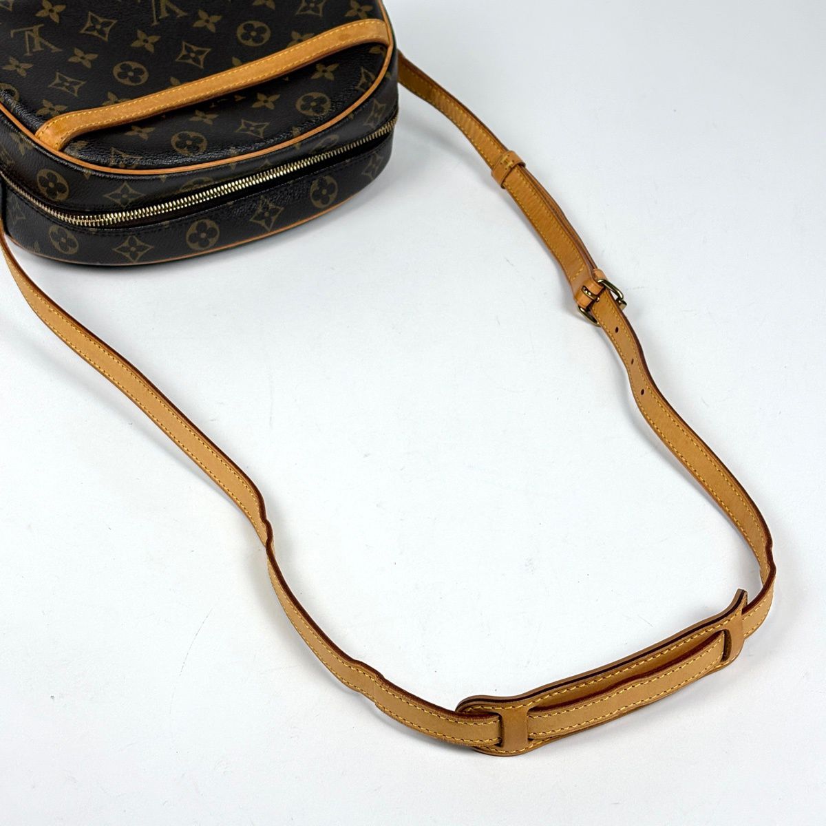 Louis Vuitton Blois Crossbody Shoulder Bag Monogram Brown — view 6