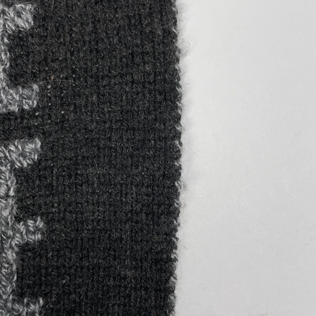 Hermes Logo Scarf Martin Margiela Era Cashmere Black — view 3