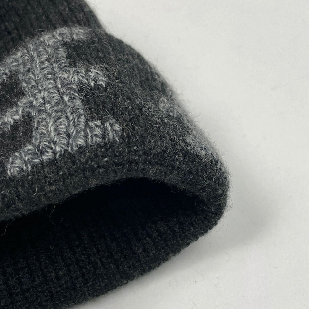 Hermes Logo Knit Cap Martin Margiela Era Hat Cashmere Black — view 3