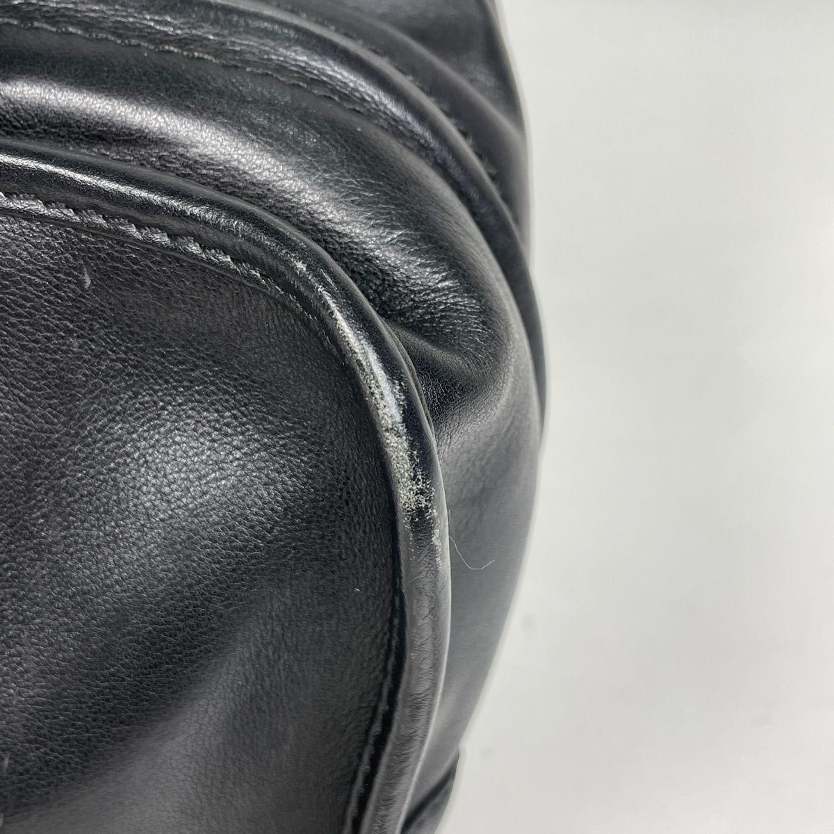 Loewe Amazona 28 Anagram Handbag Leather Black — view 4