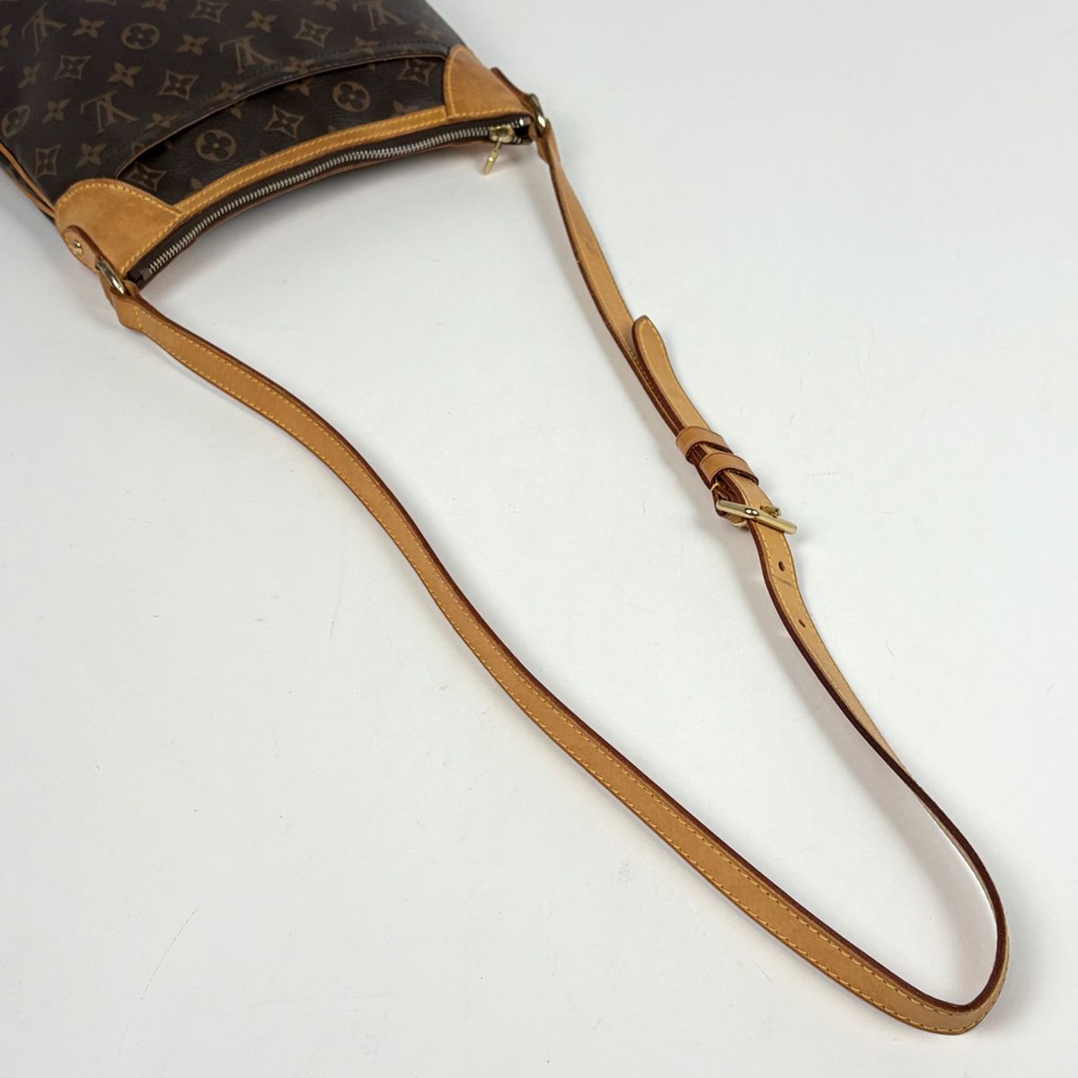 Louis Vuitton Odeon PM Shoulder Bag Monogram Brown — view 7
