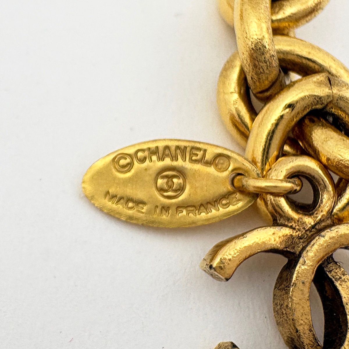 Chanel Faux Pearl Necklace CC Logo Gold Plated — view 7