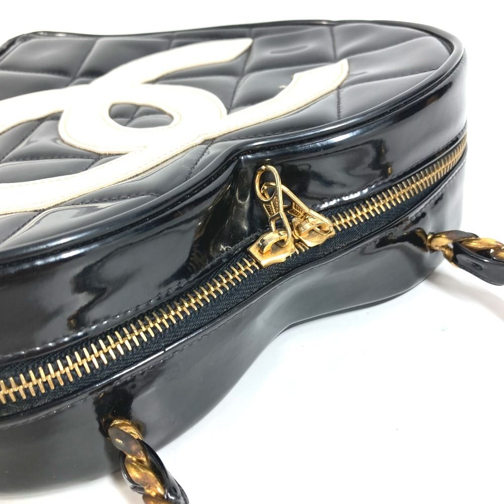 Chanel Handbag Heart CC Logo Quilted Chain Enamel Black — view 4
